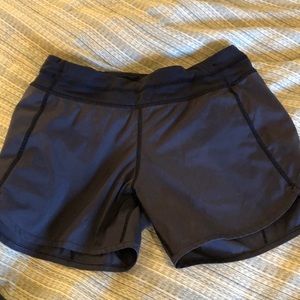 Ivivva girls 12 running shorts EUC navy